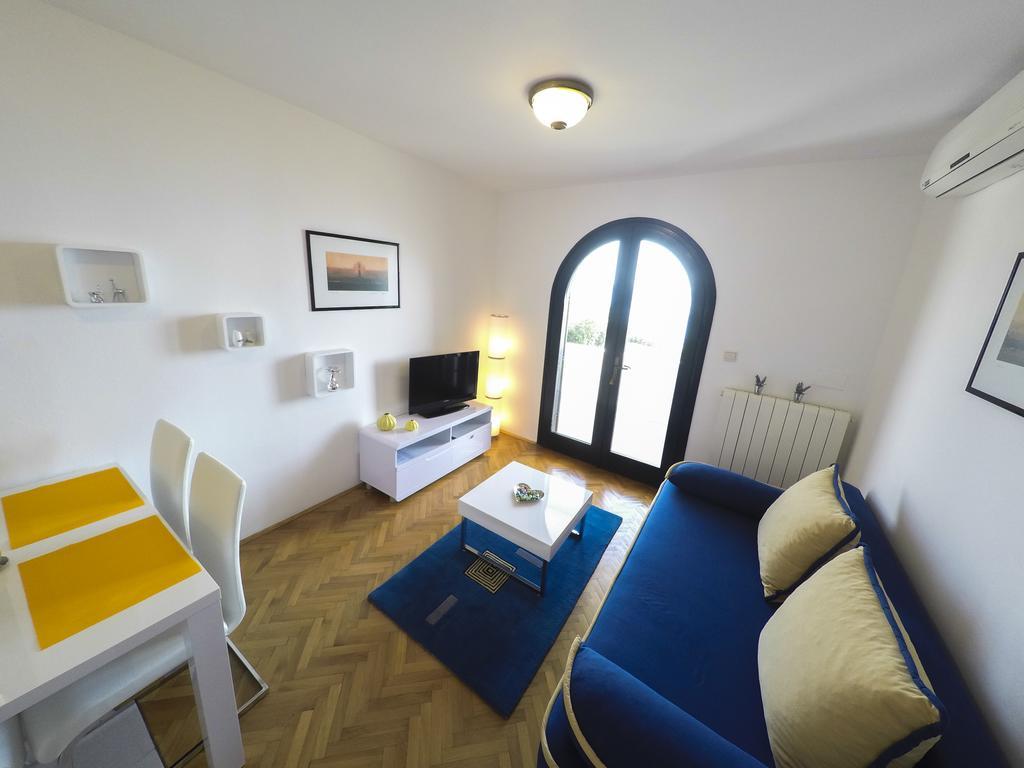 Apartments Villa Mirella Kožino Zewnętrze zdjęcie